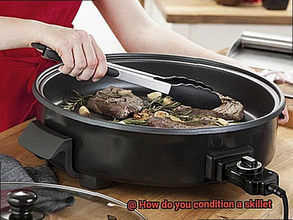 How do you condition a skillet-2