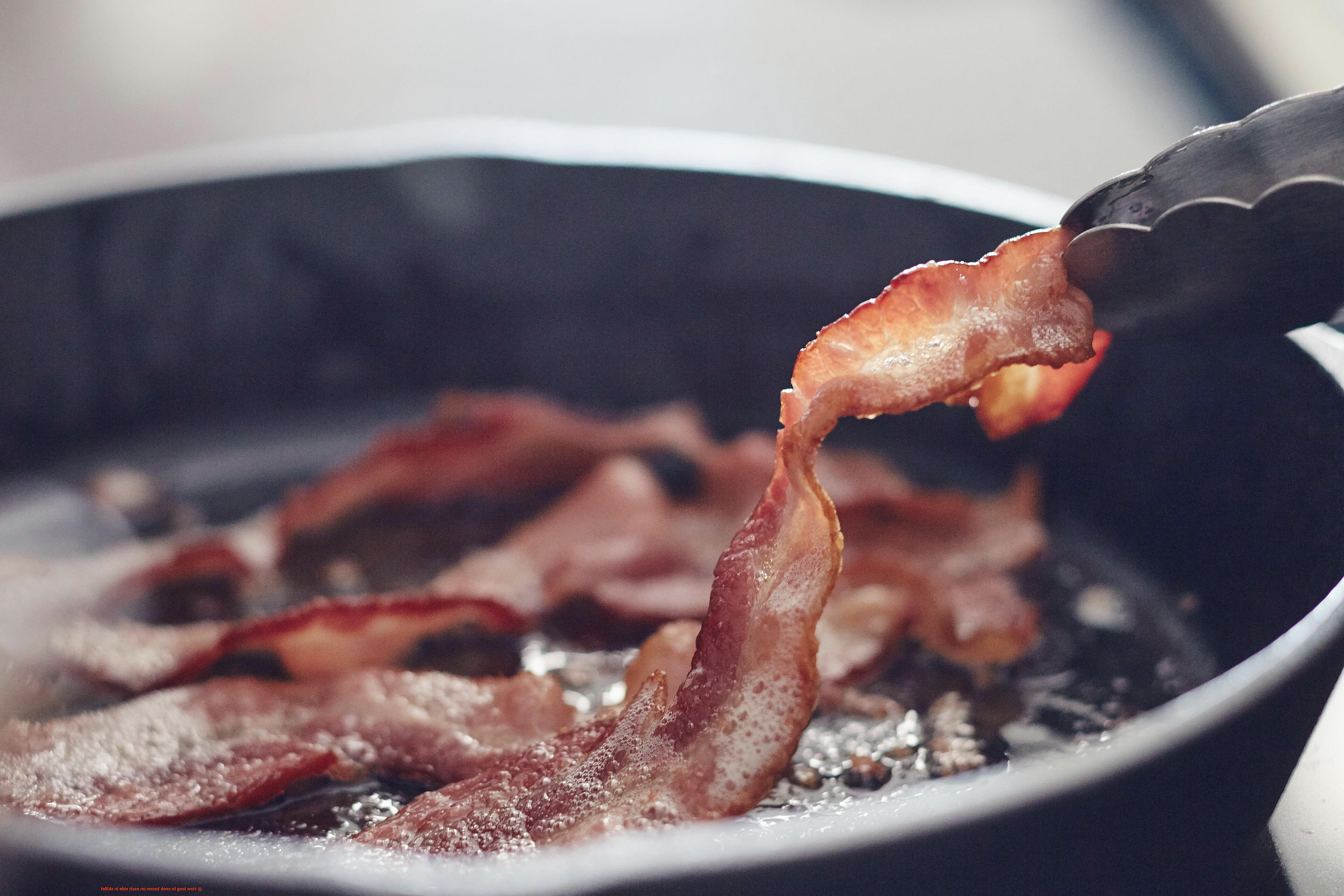 How long to cook bacon on each side in skillet-9