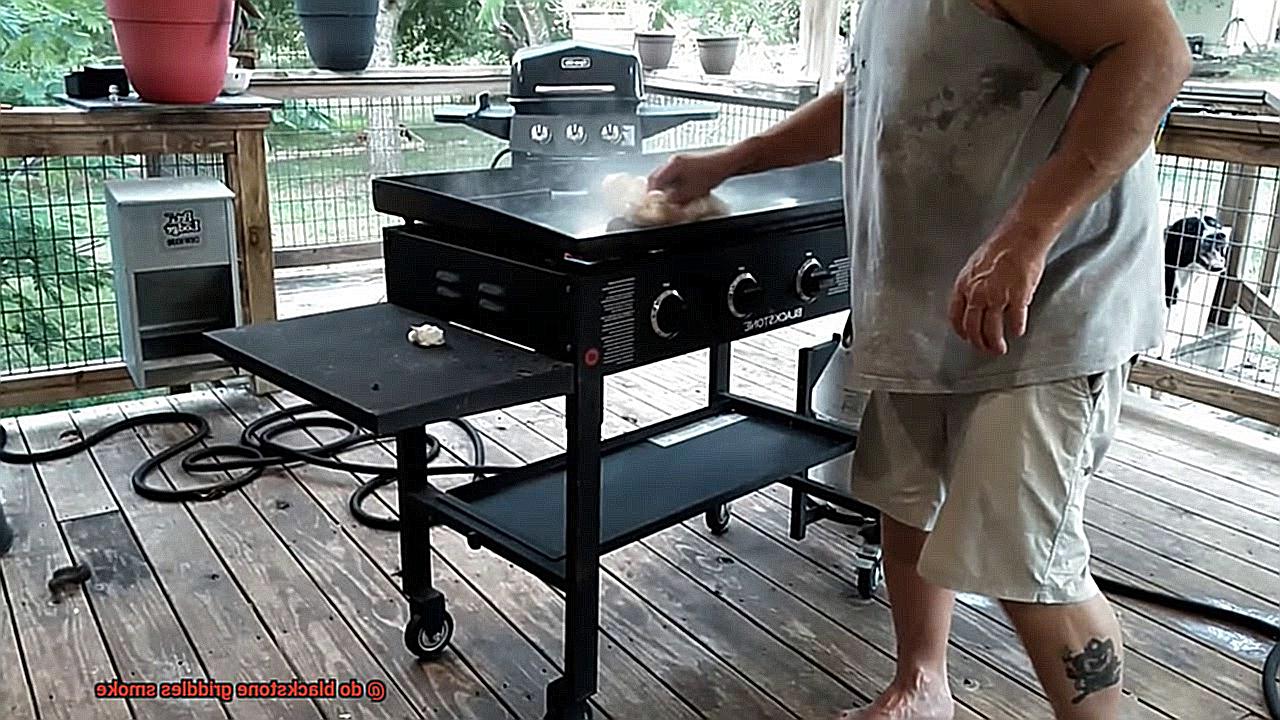 do blackstone griddles smoke-8