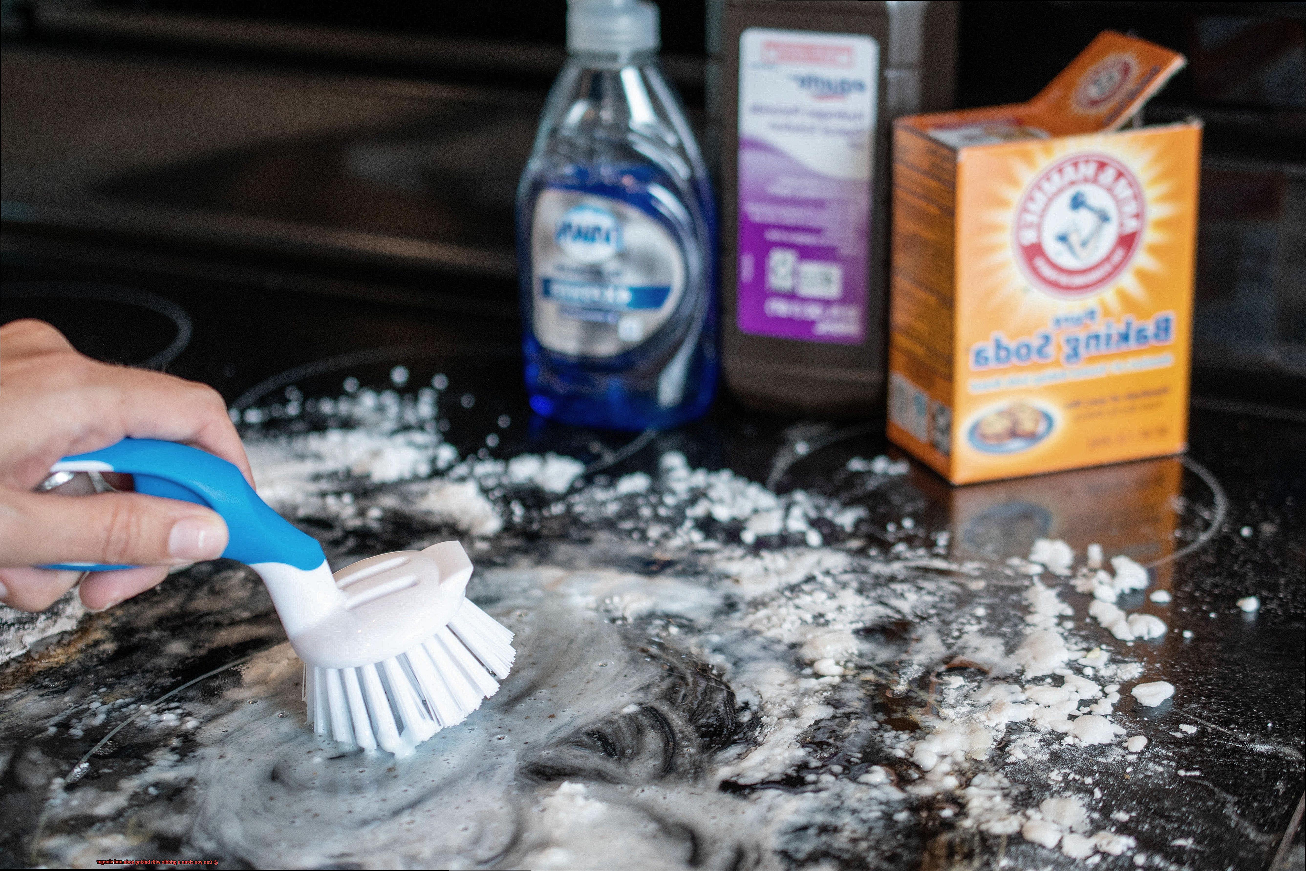 Can you clean a griddle with baking soda and vinegar-4