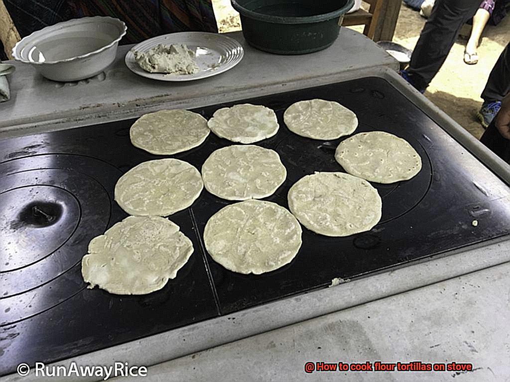 How to cook flour tortillas on stove-2