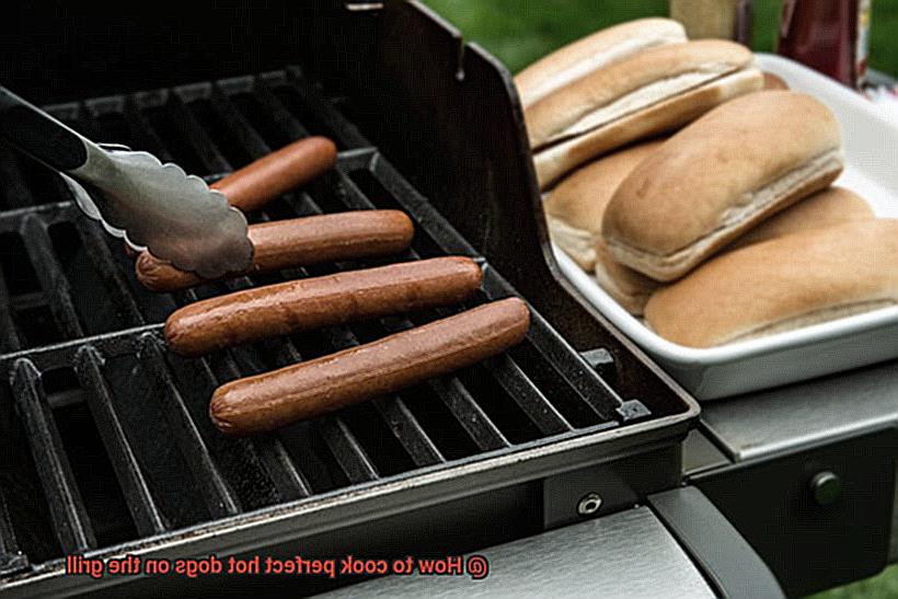 How to cook perfect hot dogs on the grill-5