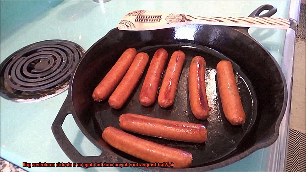 What temperature do you cook hot dogs on a electric smokeless grill-3