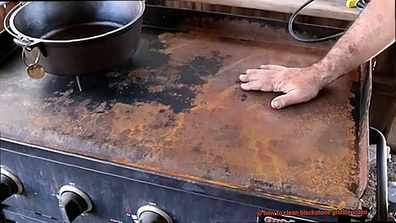 how to clean blackstone griddle video-3