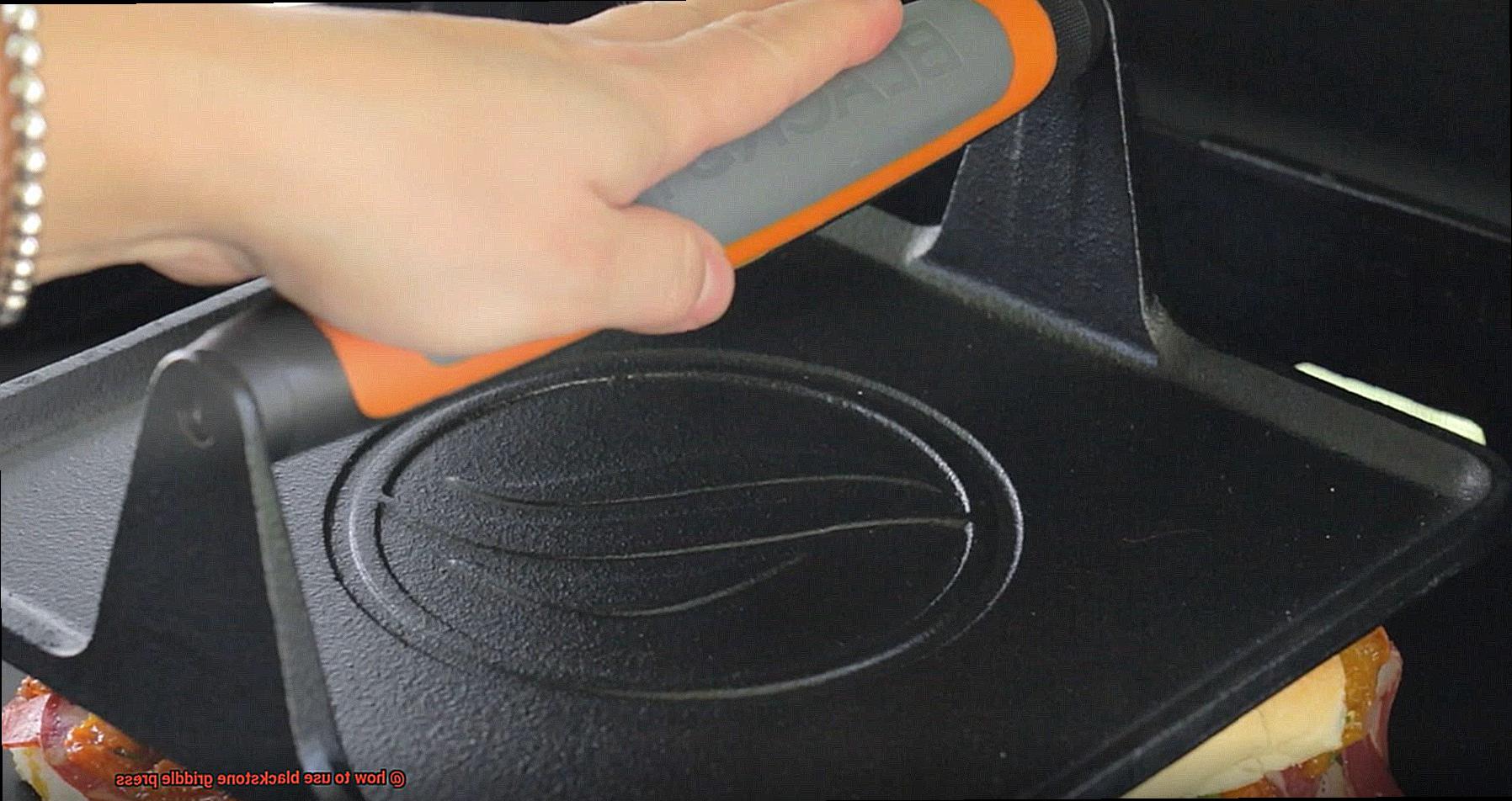 how to use blackstone griddle press-6