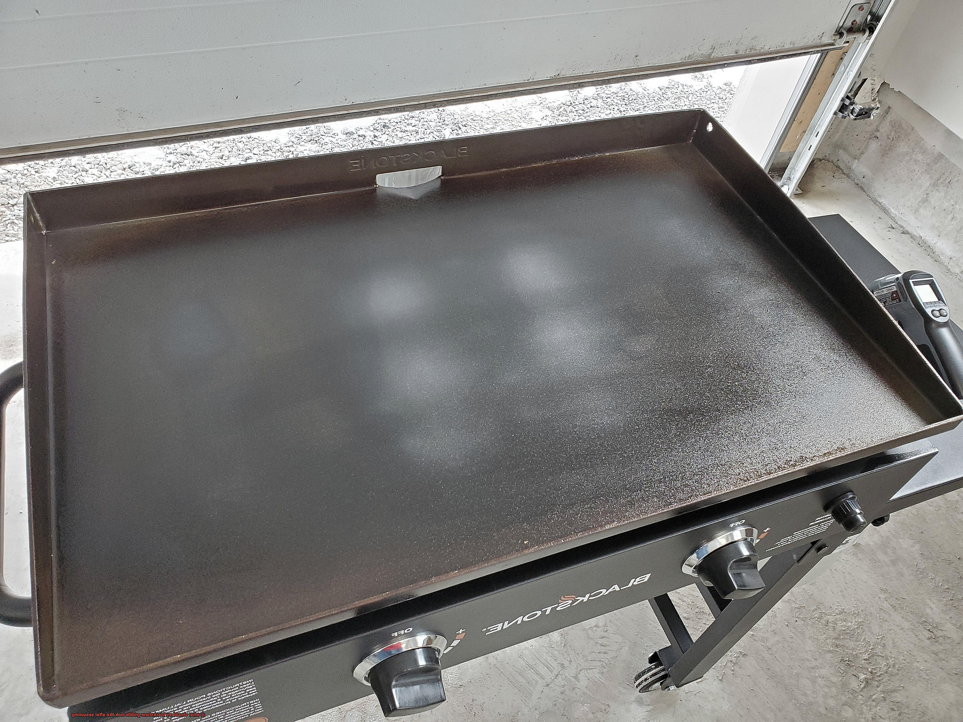 what should my blackstone griddle look like after seasoning-6