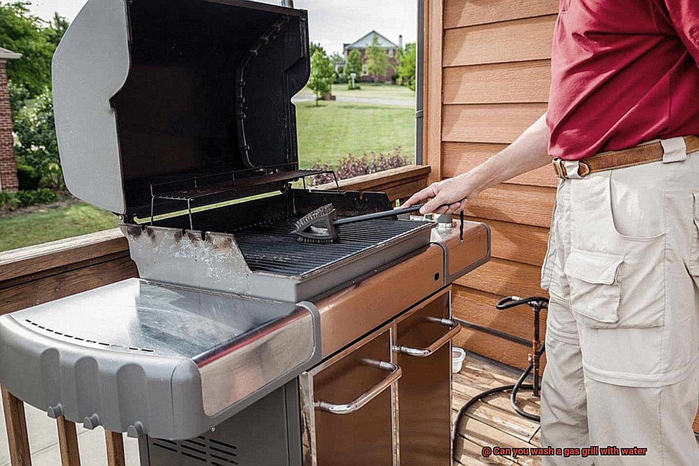 Can you wash a gas grill with water-2
