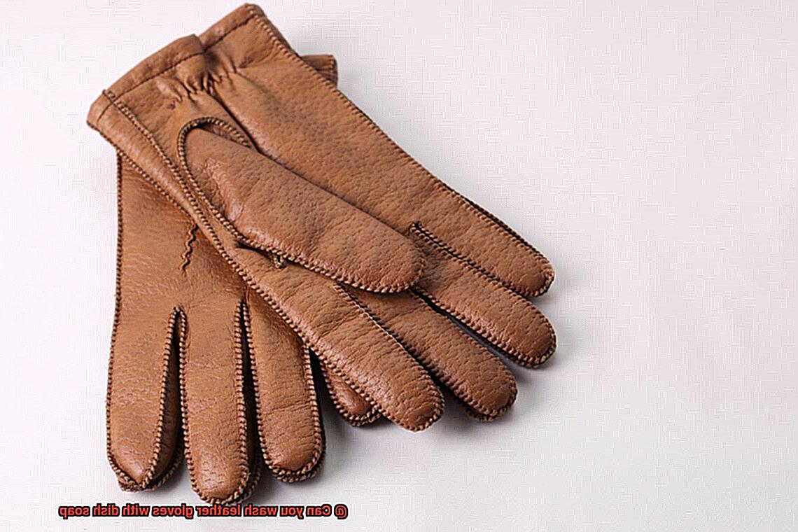 Can you wash leather gloves with dish soap-6